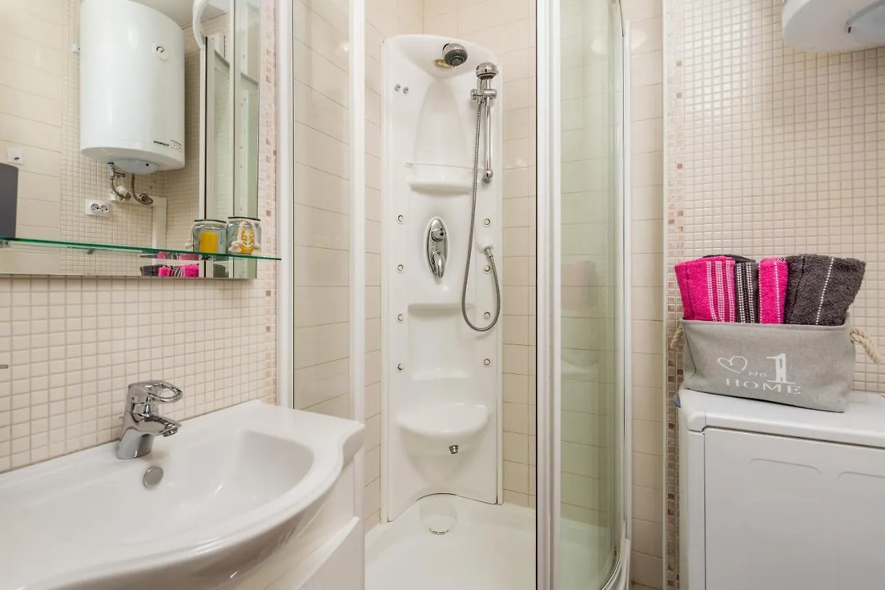 Apartment Maja Opatija With Free Private Parking And Lovely Sea View Terrace 0*,  Croatia
